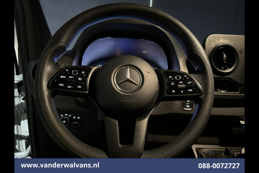 Mercedes-Benz Sprinter 316CDI 164pk L3H2 Euro6 Airco | 360 graden Camera | Navigatie | Apple Carplay | Cruisecontrol Android Auto, Stoelverwarming, Chauffeursstoel, Trekhaak, Parkeersensoren, Bijrijdersbank