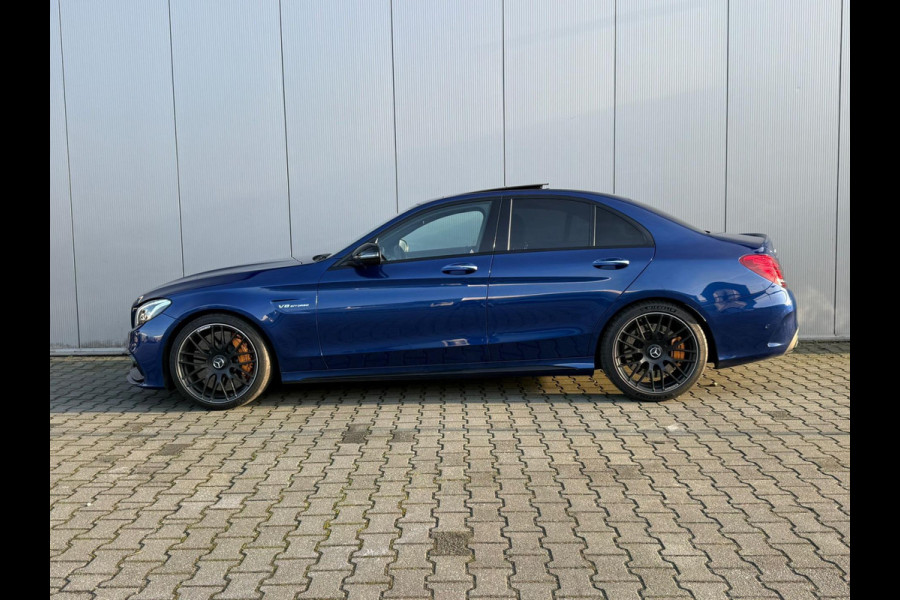Mercedes-Benz C-Klasse AMG 63S / Keramisch / Pano / Burmester / Head up / Leder