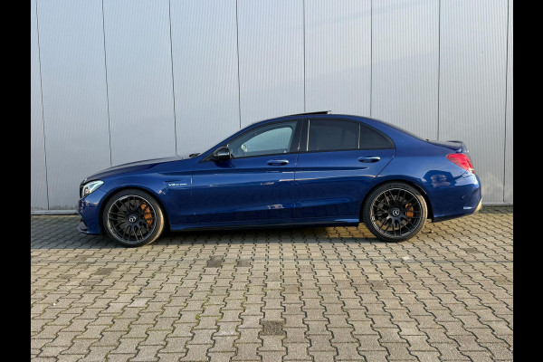 Mercedes-Benz C-Klasse AMG 63S / Keramisch / Pano / Burmester / Head up / Leder