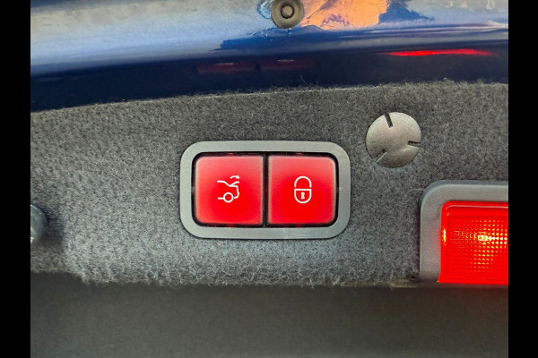 Mercedes-Benz C-Klasse AMG 63S / Keramisch / Pano / Burmester / Head up / Leder