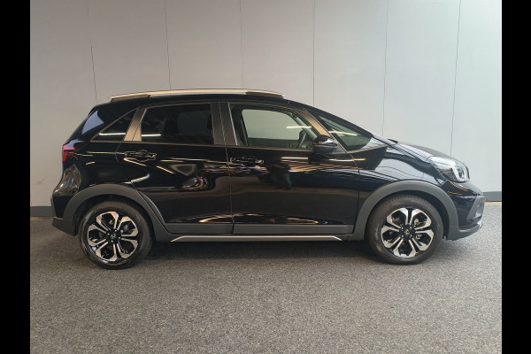 Honda Jazz 1.5 e:HEV Advance Crosstar AUTOMAAT uit 2025 Rijklaar + Fabrieksgarantie Henk Jongen Auto's in Helmond,  al 50 jaar service zoals 't hoort!