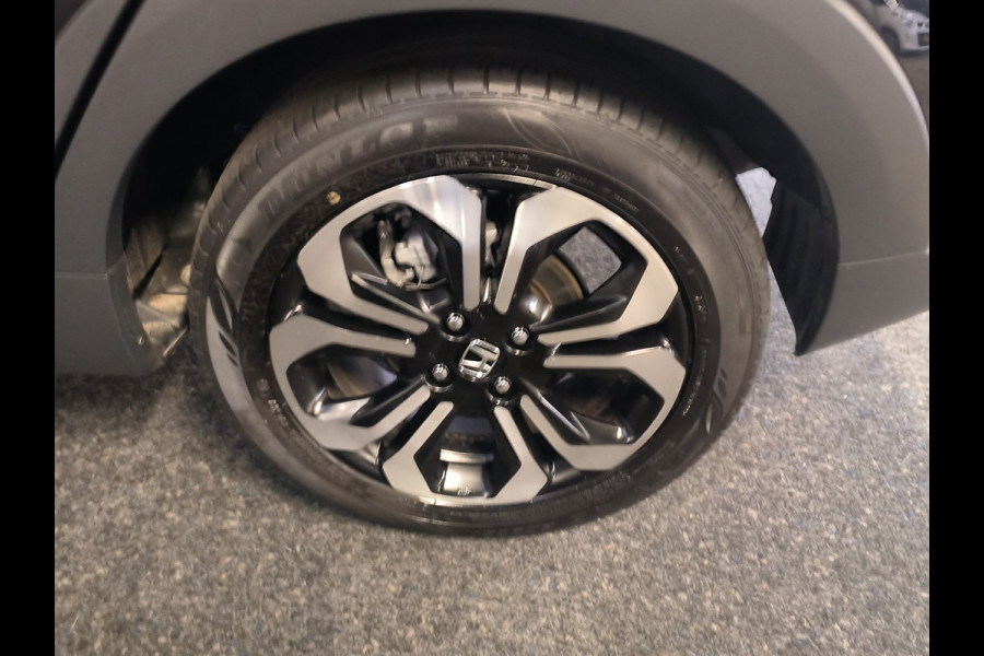 Honda Jazz 1.5 e:HEV Advance Crosstar AUTOMAAT uit 2025 Rijklaar + Fabrieksgarantie Henk Jongen Auto's in Helmond,  al 50 jaar service zoals 't hoort!