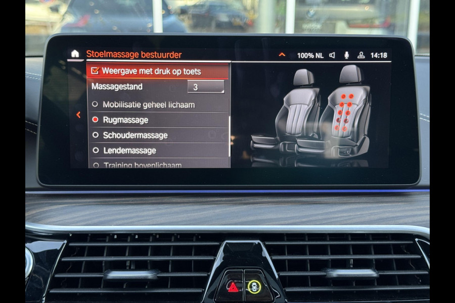 BMW 5 Serie Touring 530i xDrive High Executive M Sport Pakket Automaat / Live Cockpit Professional / Panoramadak / Trekhaak / Integrale Actieve Besturing / Stoelventilatie / Driving Assistant Professional / Laserlight / Bowers & Wilkins / M Sportremsysteem / Soft Close