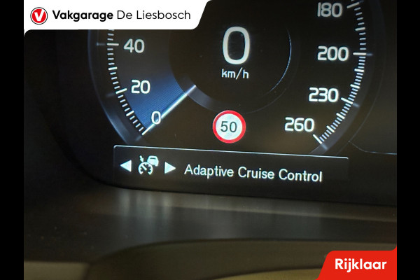 Volvo V90 Cross Country 2.0 B6 AWD Pro / Leder / Panoramadak / head-up / stoel en stuur verwarming / trekhaak