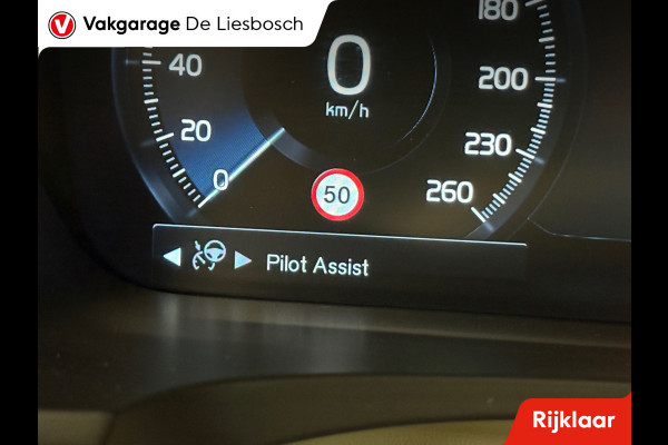 Volvo V90 Cross Country 2.0 B6 AWD Pro / Leder / Panoramadak / head-up / stoel en stuur verwarming / trekhaak
