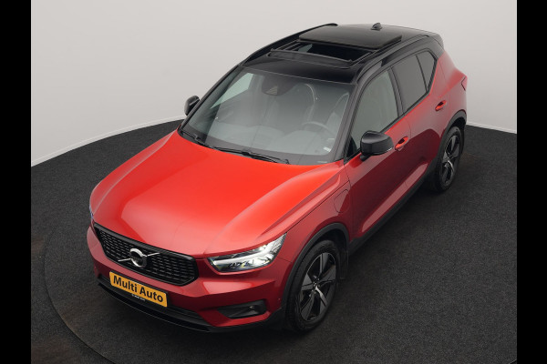 Volvo XC40 T5 Recharge R-Design Plug In Hybrid 263pk Dealer O.H PHEV | Panodak | 360 Camera | Adaptive Cruise | Harman & Kardon | Alcantara Sportstoelen Memory & Verwarmd | Keyless | Pilot Assist | Apple Carplay | Navigatie | Virtual | DAB |