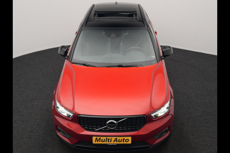 Volvo XC40 T5 Recharge R-Design Plug In Hybrid 263pk Dealer O.H PHEV | Panodak | 360 Camera | Adaptive Cruise | Harman & Kardon | Alcantara Sportstoelen Memory & Verwarmd | Keyless | Pilot Assist | Apple Carplay | Navigatie | Virtual | DAB |