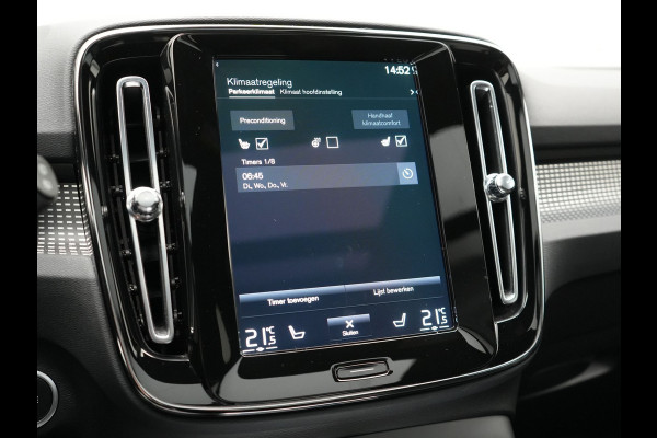 Volvo XC40 T5 Recharge R-Design Plug In Hybrid 263pk Dealer O.H PHEV | Panodak | 360 Camera | Adaptive Cruise | Harman & Kardon | Alcantara Sportstoelen Memory & Verwarmd | Keyless | Pilot Assist | Apple Carplay | Navigatie | Virtual | DAB |