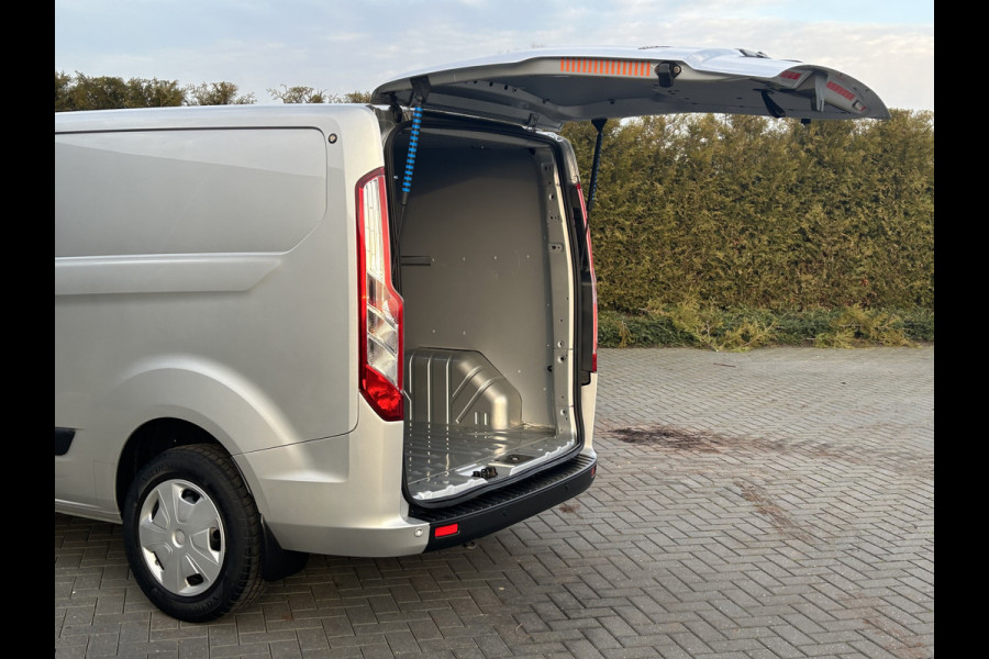Ford Transit Custom 300 2.0 TDCI 130 PK AUTOMAAT / L1H1 / STOELVERW / 1e EIG. / ACHTERKLEP / AIRCO / CRUISE / NAVI / CAMERA / CARPLAY