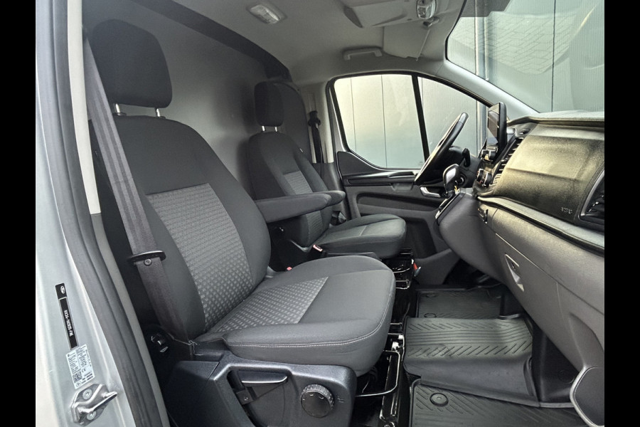 Ford Transit Custom 300 2.0 TDCI 130 PK AUTOMAAT / L1H1 / STOELVERW / 1e EIG. / ACHTERKLEP / AIRCO / CRUISE / NAVI / CAMERA / CARPLAY