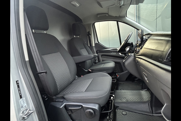 Ford Transit Custom 300 2.0 TDCI 130 PK AUTOMAAT / L1H1 / STOELVERW / 1e EIG. / ACHTERKLEP / AIRCO / CRUISE / NAVI / CAMERA / CARPLAY