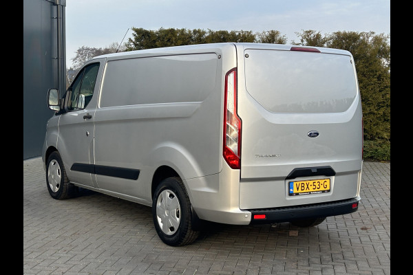 Ford Transit Custom 300 2.0 TDCI 130 PK AUTOMAAT / L1H1 / STOELVERW / 1e EIG. / ACHTERKLEP / AIRCO / CRUISE / NAVI / CAMERA / CARPLAY