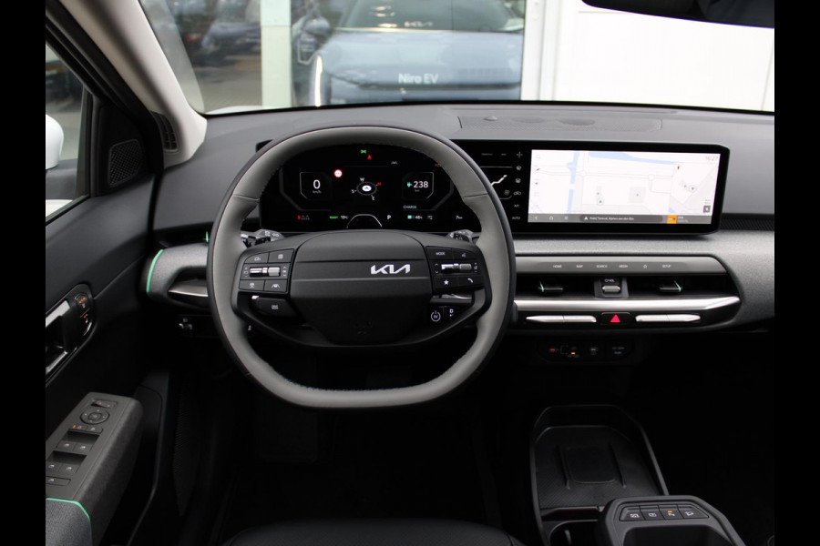 Kia EV4 Plus Advanced 58.3 kWh | OP VOORRAAD | Schuifkanteldak | Navigatie | Stoel en stuurverwarming |