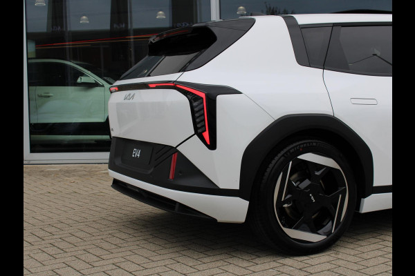 Kia EV4 Plus Advanced 58.3 kWh | OP VOORRAAD | Schuifkanteldak | Navigatie | Stoel en stuurverwarming |
