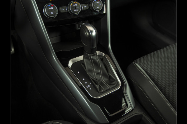 Volkswagen T-Roc Cabrio 1.5 TSI R-Line R-LINE-CAMERA-NAVI