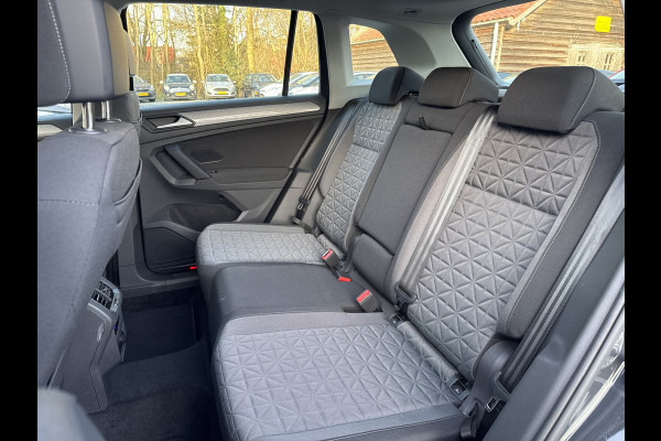 Volkswagen Tiguan E-HYBRID 245PK DSG LIFE VIRTUAL/NAVI/CAMERA****