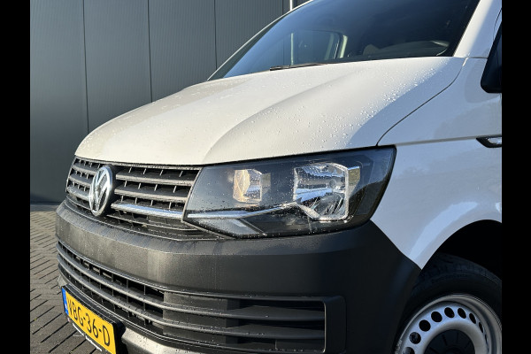 Volkswagen Transporter 2.0 TDI 102 PK / L2H1 / UNIEK 29.774 KM !! / 1e EIGENAAR / TREKHAAK / AIRCO / 3 ZITS