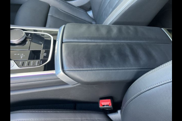 BMW 8 Serie Gran Coupé M850i xDrive ** LASER, NAVI+, INDIVID. LEDER, HuD, ACTIVE STUUR ** 1e EIG - UNFALFREI - 5 jaar GARANTIE ** ** INFORMEER OOK NAAR ONZE AANTREKKELIJKE FINANCIAL-LEASE TARIEVEN **