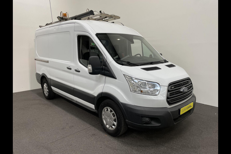 Ford Transit 350 2.0 TDCI 130pk L2H2 Trend Imperiaal + ladder Navigatie Camera Parkeersensoren Cruise Control Stoelverwarming Airco  Ingebouwde kasten Houten laadvloer