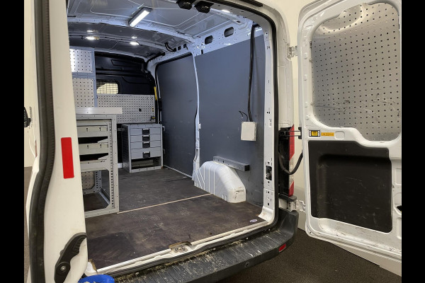 Ford Transit 350 2.0 TDCI 130pk L2H2 Trend Imperiaal + ladder Navigatie Camera Parkeersensoren Cruise Control Stoelverwarming Airco  Ingebouwde kasten Houten laadvloer