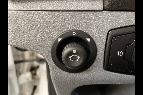 Ford Transit 350 2.0 TDCI 130pk L2H2 Trend Imperiaal + ladder Navigatie Camera Parkeersensoren Cruise Control Stoelverwarming Airco  Ingebouwde kasten Houten laadvloer