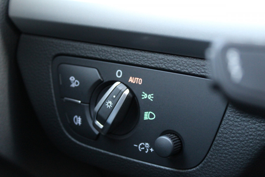 Audi Q5 50 TFSI e quattro S edition | Dealer Onderhouden | Bang & Olufsen | Trekhaak | 360 Camera | Leder