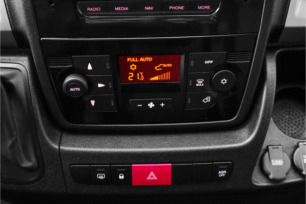 Fiat Ducato 30 2.3 MultiJet L2H2 Automaat Navi Camera