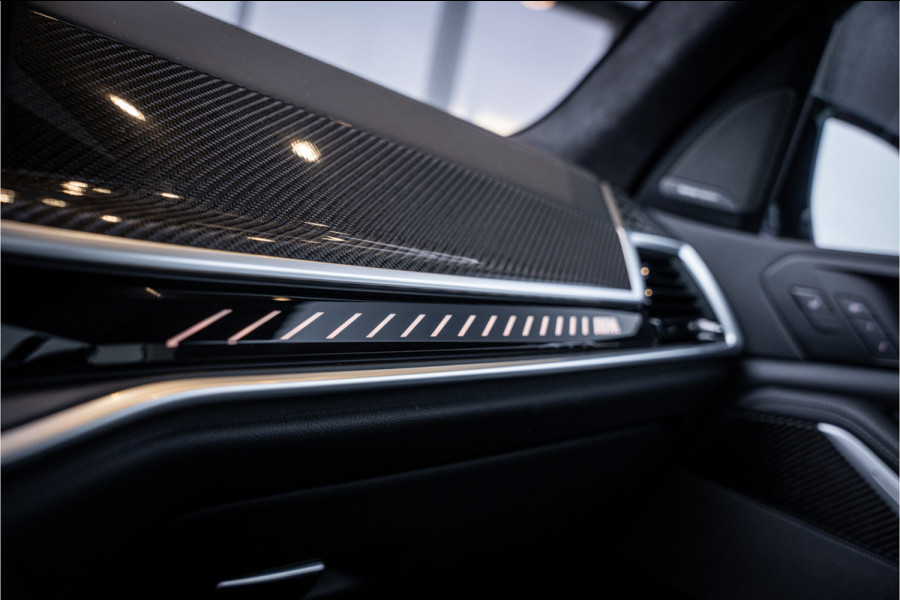 BMW X7 M60i xDrive - Panorama | Kuipstoelen | H&K | Exclusive Pakket | Elek Trekhaak