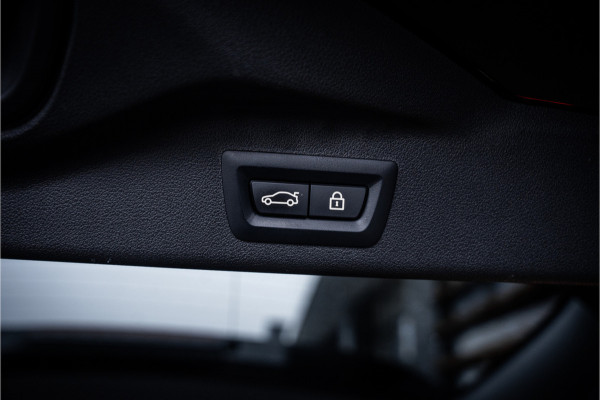 BMW X7 M60i xDrive - Panorama | Kuipstoelen | H&K | Exclusive Pakket | Elek Trekhaak