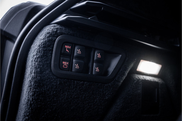 BMW X7 M60i xDrive - Panorama | Kuipstoelen | H&K | Exclusive Pakket | Elek Trekhaak