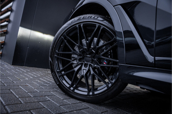 BMW X7 M60i xDrive - Panorama | Kuipstoelen | H&K | Exclusive Pakket | Elek Trekhaak