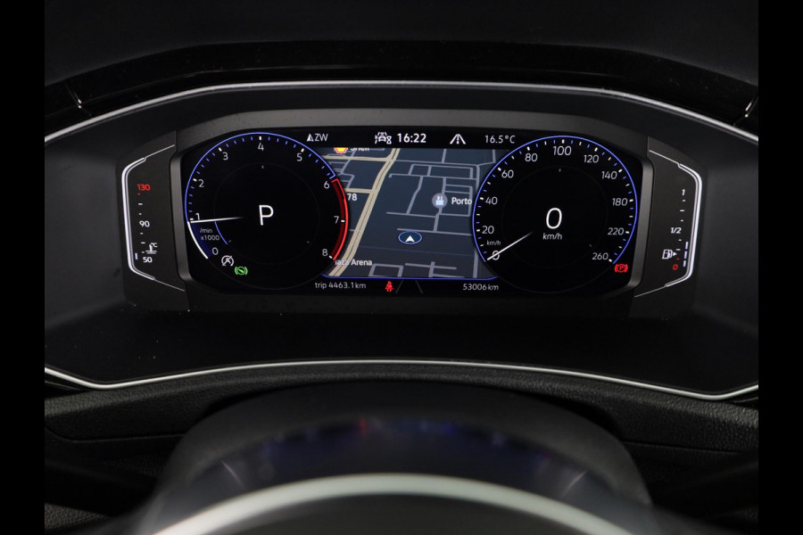 Volkswagen T-Roc 1.5 TSI Sport 150 PK | Automaat (DSG) | Black style | Camera | Digitaal dashboard | 18 Inch