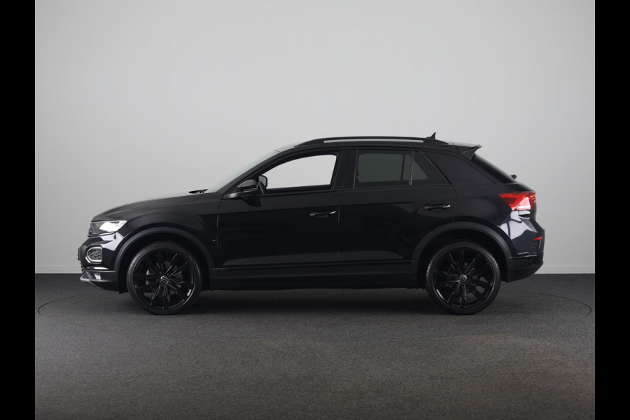 Volkswagen T-Roc 1.5 TSI Sport 150 PK | Automaat (DSG) | Black style | Camera | Digitaal dashboard | 18 Inch