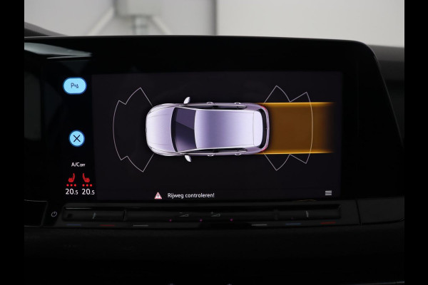 Volkswagen Golf 1.4 eHybrid GTE | Stoelverwarming | Adaptive cruise | Carplay | Navigatie | Parkeerhulp | Full LED | Sfeerverlichting | Climate control | PHEV | Plug In