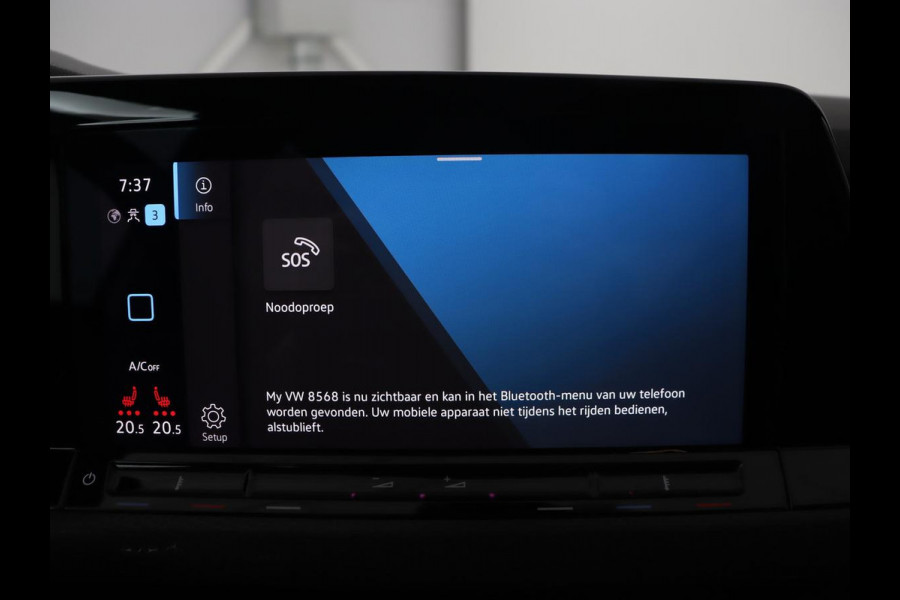 Volkswagen Golf 1.4 eHybrid GTE | Stoelverwarming | Adaptive cruise | Carplay | Navigatie | Parkeerhulp | Full LED | Sfeerverlichting | Climate control | PHEV | Plug In