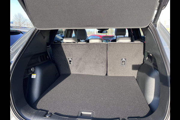 Ford Kuga 2.5 PHEV Sound Edition 243pk | Ford Voorraad | Panorama Dak | 20 inch Lichtmetaal | Winterpack | Matrix LED | Driver Assistance Pack