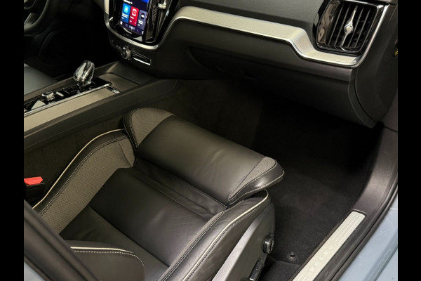 Volvo V60 B4 211pkplus darkPanoramatrekhaakleerharman kardonThunder Grey Bovag garantie 360 camera