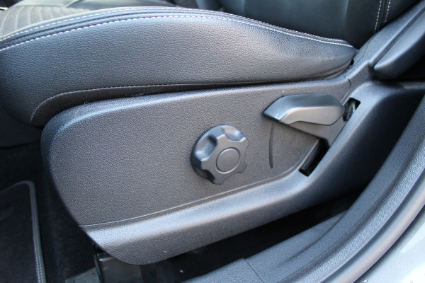 Ford EcoSport 1.0 EcoBoost 125PK Titanium | Origin NL | B&O | BLIS | Winterpack | Navigatie | Camera