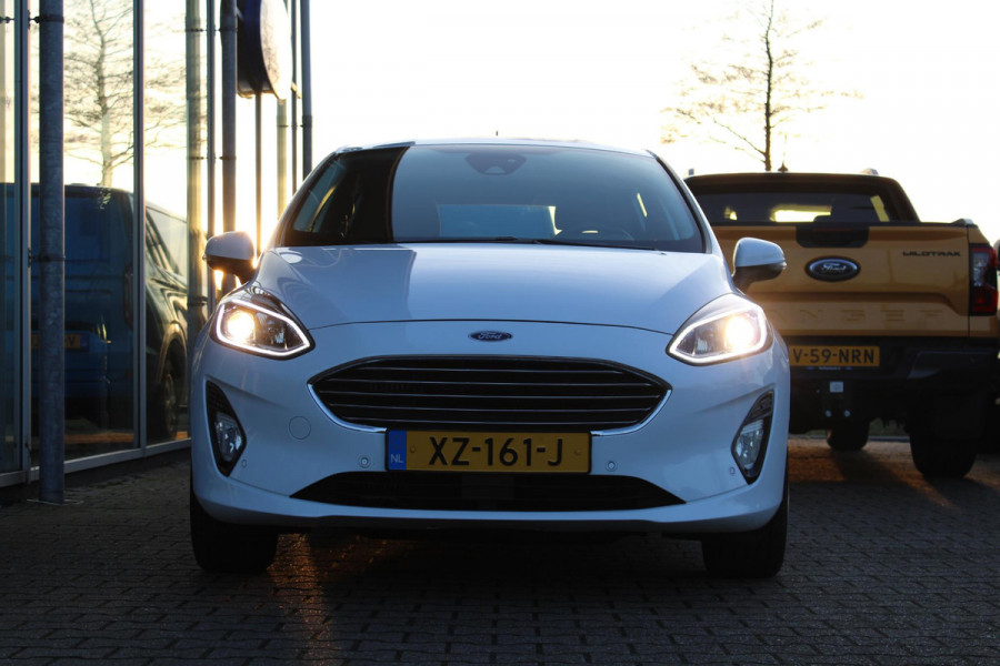 Ford Fiesta 1.0 EcoBoost Titanium | B&O Audio | Parkeersensoren | Stoelverwarming + Stuurverwarming | Camera | LED |