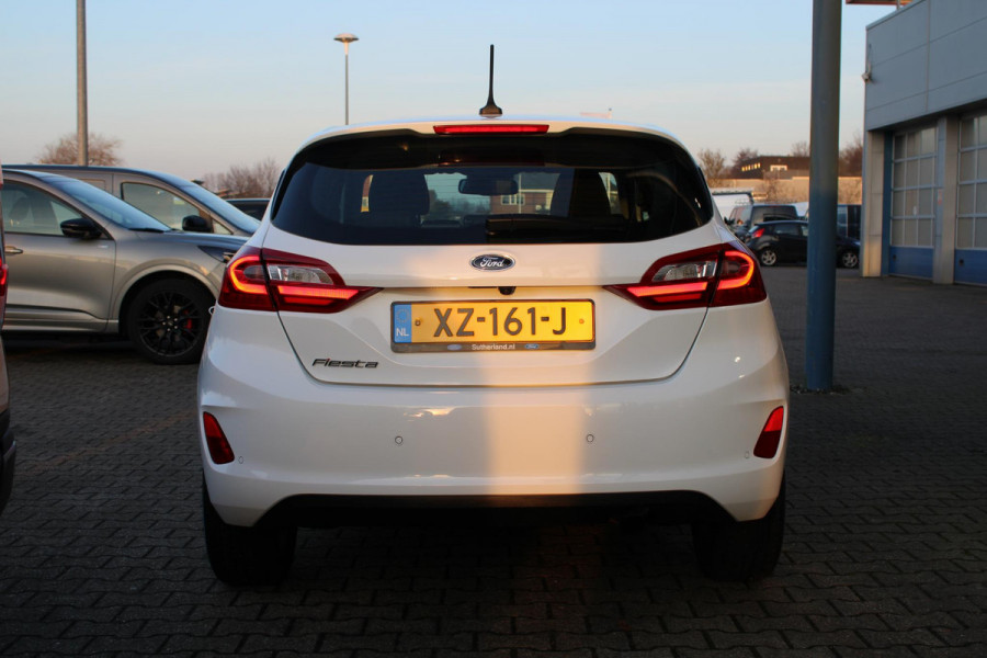Ford Fiesta 1.0 EcoBoost Titanium | B&O Audio | Parkeersensoren | Stoelverwarming + Stuurverwarming | Camera | LED |