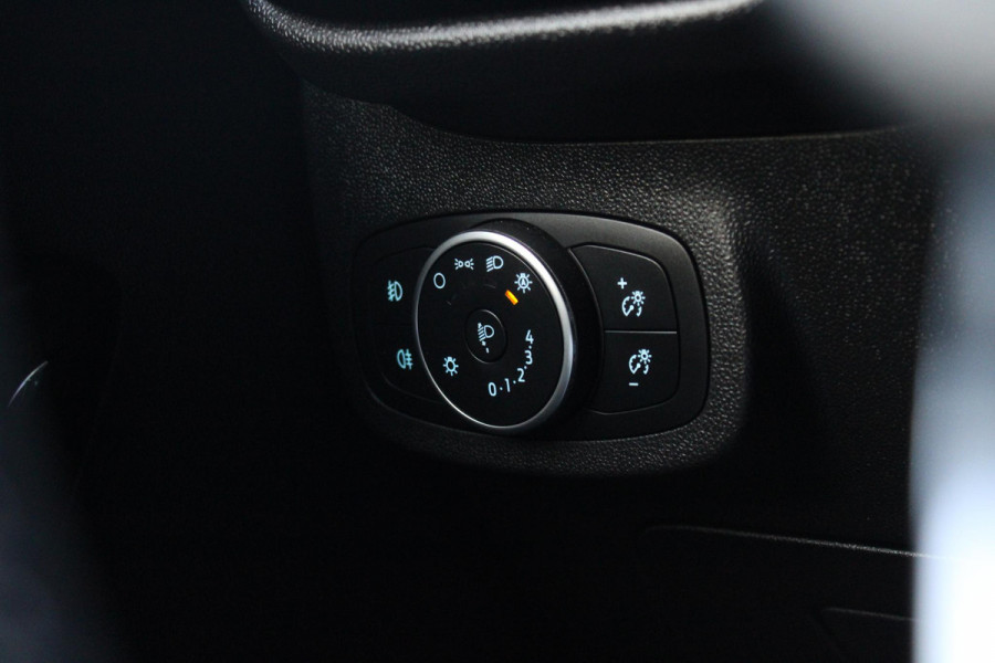 Ford Fiesta 1.0 EcoBoost Titanium | B&O Audio | Parkeersensoren | Stoelverwarming + Stuurverwarming | Camera | LED |