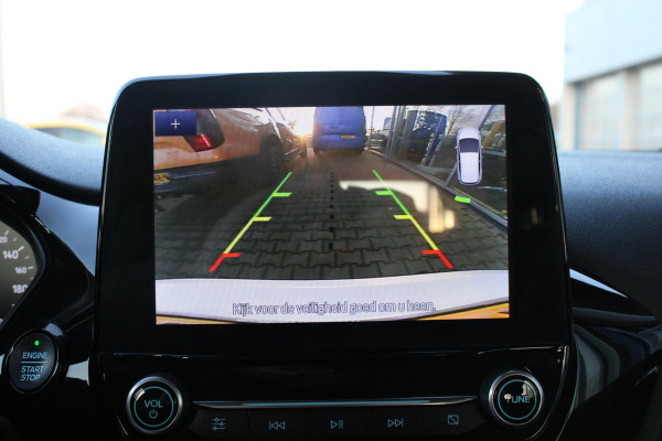 Ford Fiesta 1.0 EcoBoost Titanium | B&O Audio | Parkeersensoren | Stoelverwarming + Stuurverwarming | Camera | LED |