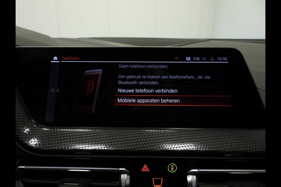 BMW 1-serie 118i Aut. Intro Sport Line VOL LEER/NAVI/CAMERA/LED/18"LMV!