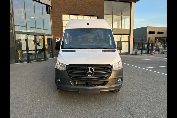 Mercedes-Benz Sprinter 317 CDI L2 H2 Automaat / 360 Camera / MBUX / Navigatie / Cruise control / Airco / 270 Graden achterdeuren