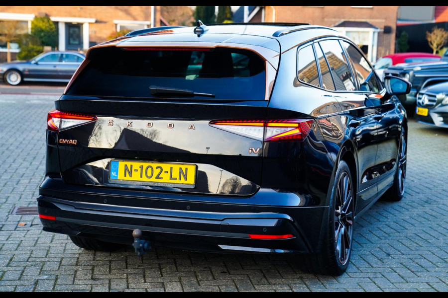 Škoda ENYAQ iV 80 Founders Edition Black SOH91% | Massage | Stuurwielverwarming | 360 Camera | Achterbank Verwarming