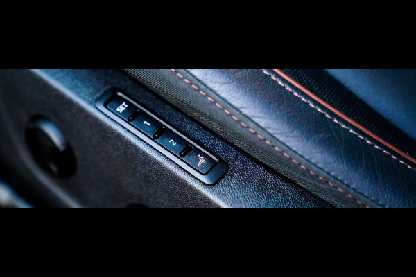 Škoda ENYAQ iV 80 Founders Edition Black SOH91% | Massage | Stuurwielverwarming | 360 Camera | Achterbank Verwarming