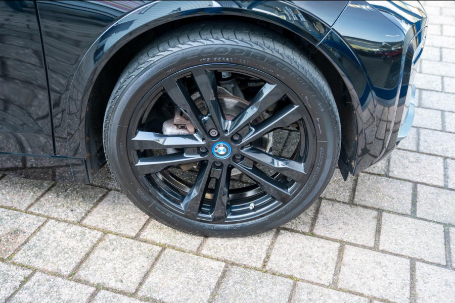 BMW i3 S Dark Shadow Edition 42 kWh|Prijs rijklaar incl 12 mnd garantie|Navi Camera Stoelverwarming