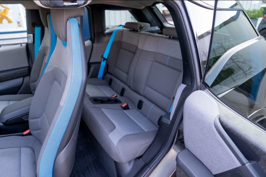 BMW i3 S Dark Shadow Edition 42 kWh|Prijs rijklaar incl 12 mnd garantie|Navi Camera Stoelverwarming