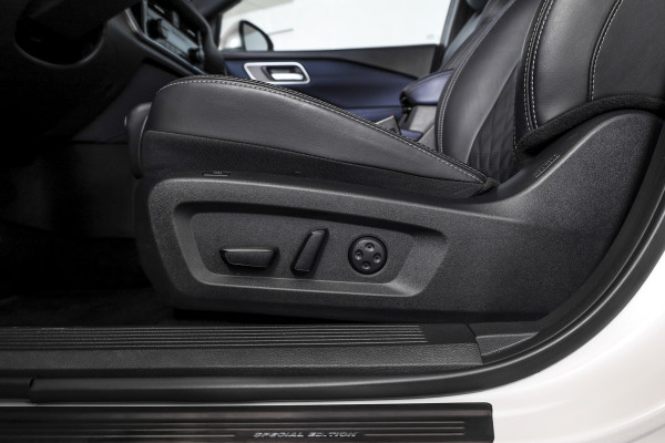 Nissan QASHQAI 1.3 MHEV Xtronic Tekna Plus - Automaat | Pano | Bose | Trekhaak | Dig. Cockpit | Adapt. Cruise | Winterpakket | Memory | 360 Camera | NAV + App. Connect | ECC | LM 20" |