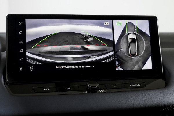 Nissan QASHQAI 1.3 MHEV Xtronic Tekna Plus - Automaat | Pano | Bose | Trekhaak | Dig. Cockpit | Adapt. Cruise | Winterpakket | Memory | 360 Camera | NAV + App. Connect | ECC | LM 20" |